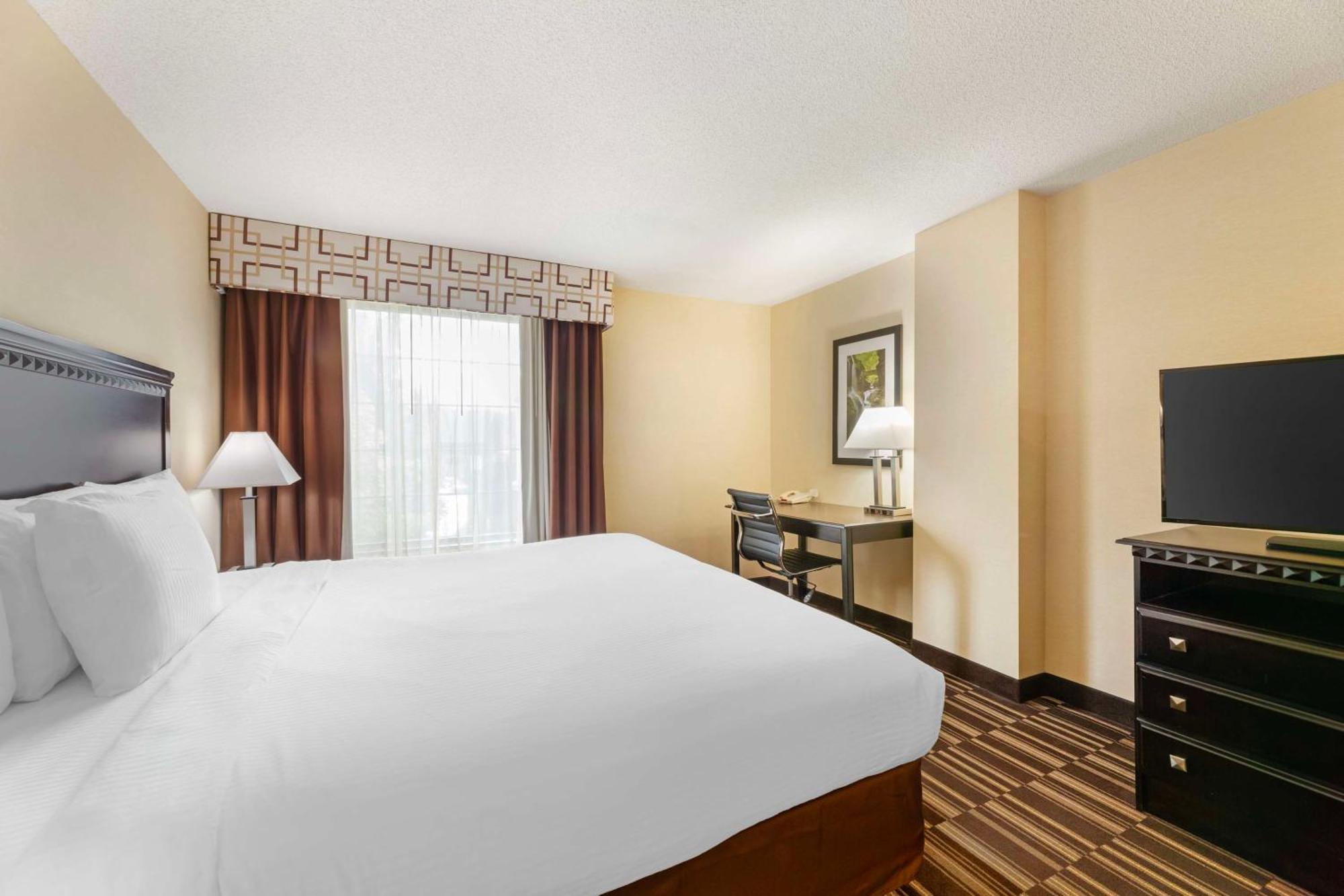 Best Western Plus Victor Inn & Suites Eksteriør billede